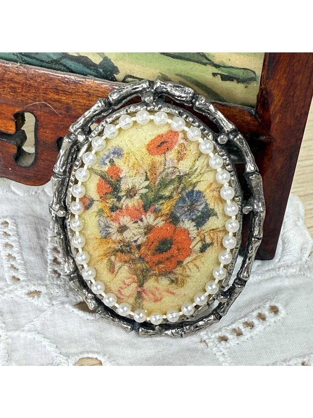 Vintage Floral Bouquet Oval Brooch Victorian Cottage Prairie Romantic Coquette
